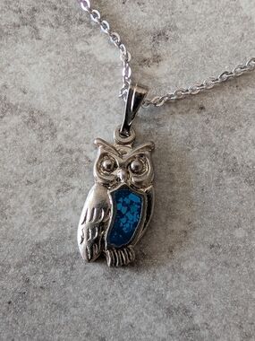 Silver Tone Tiny Owl Pendant Necklace with Turquoise Inlay